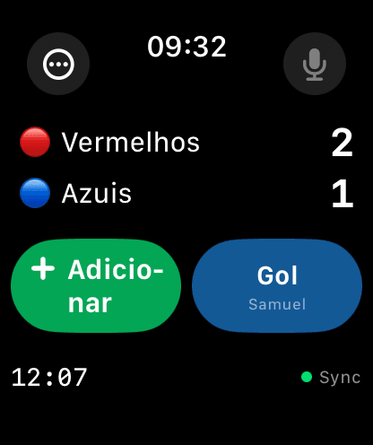 Apple Watch scoreboard: Reds 2, Blues 1 during a live match